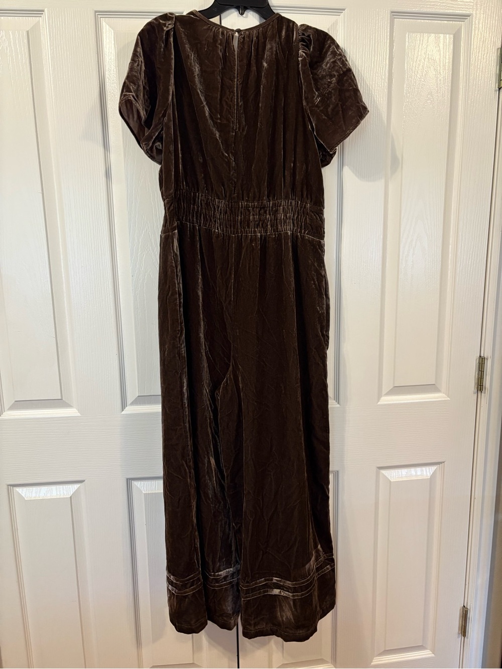 Anthropologie Brown Velvet Short-Sleeve Wide-Leg Jumpsuit Size L Petite - Picture 5 of 6